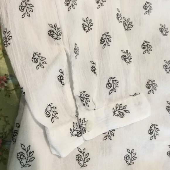 Old Navy cotton gauze top - Picture 6 of 8